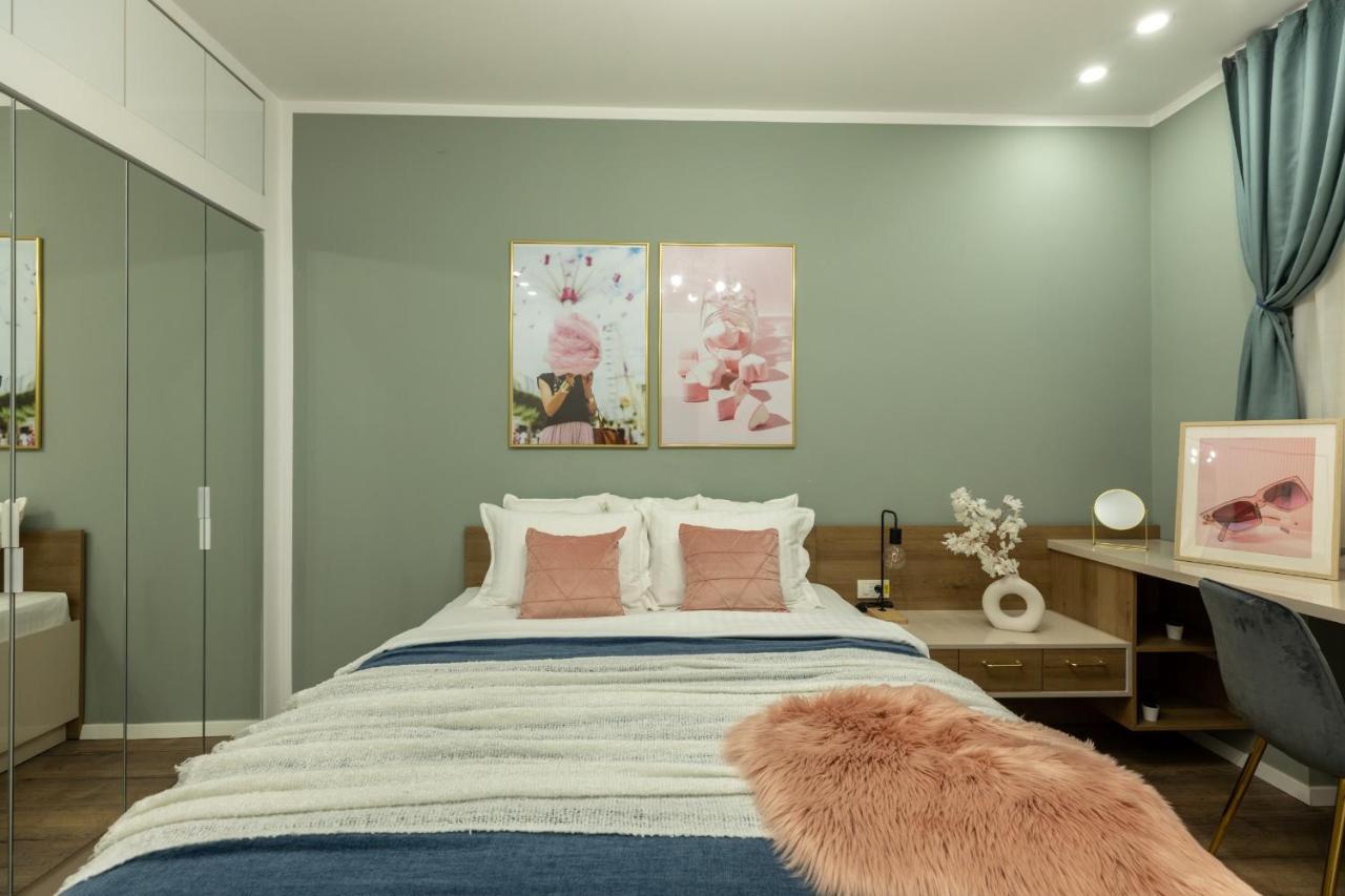 Dream - Prime Location 2br In *
