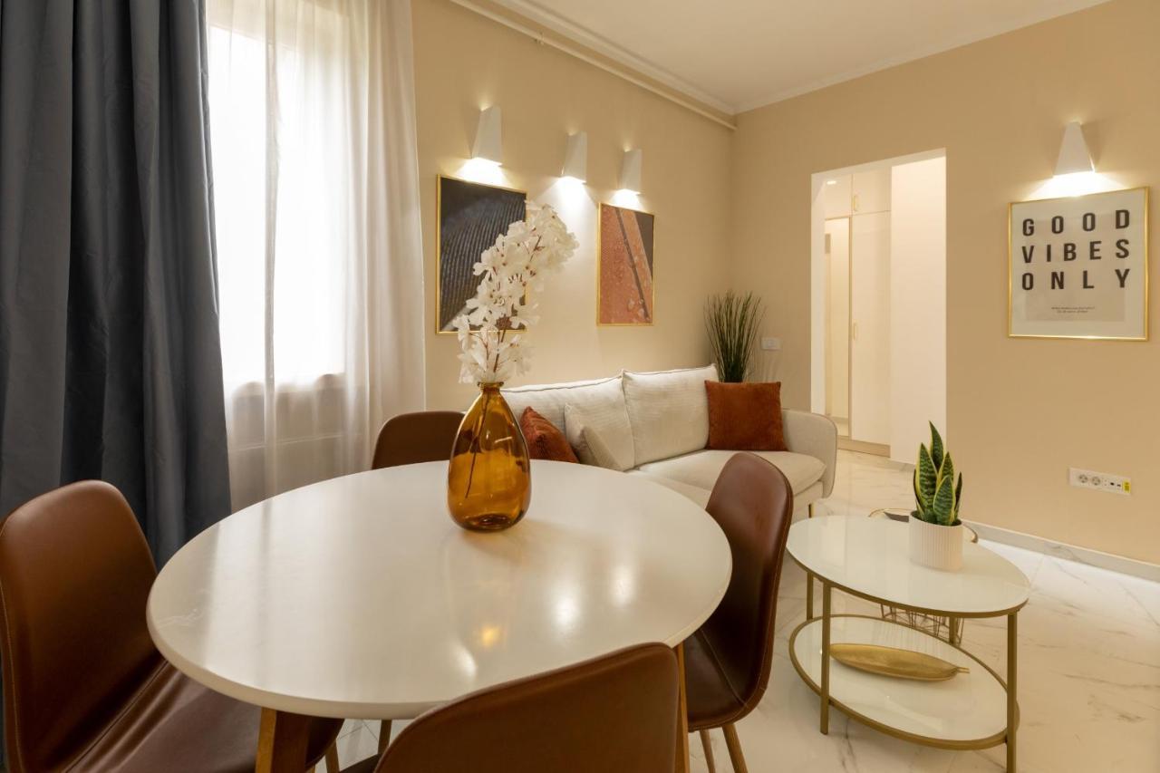 Dream - Prime Location 2br In