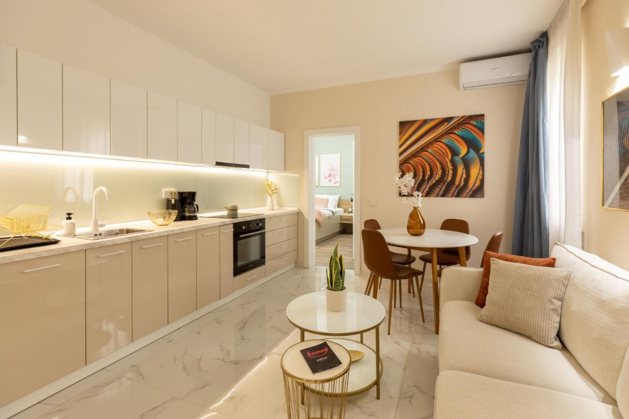 Dream - Prime Location 2br In *