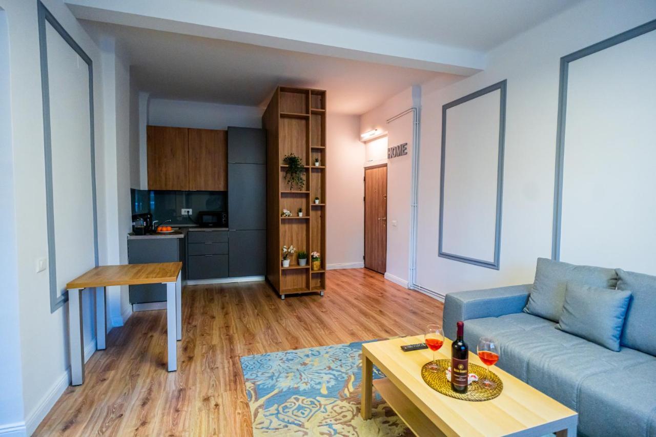 Heritage Hideaway - City's Architectural Splendor Apartamento