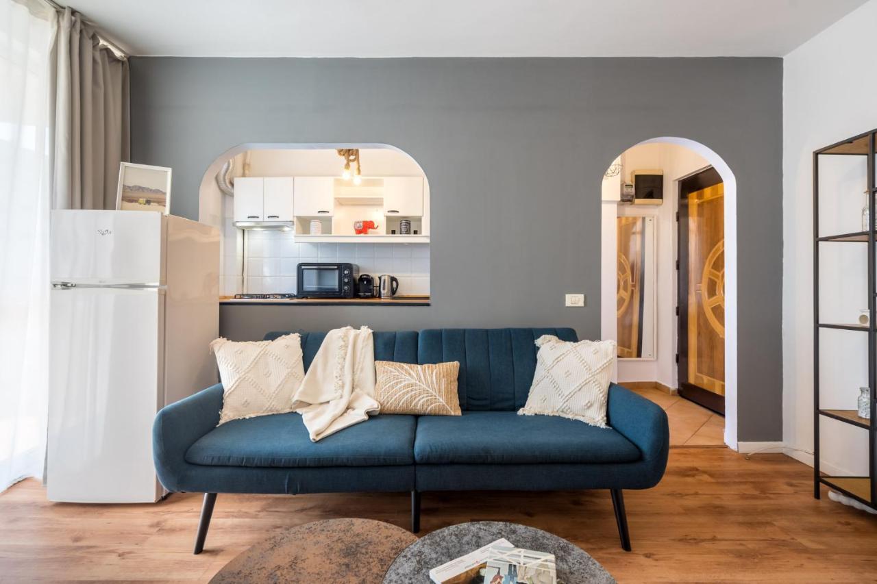 Boho - Old Town Apartment *
