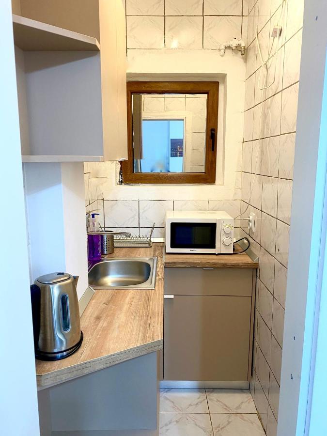Charming Studio In Center Of Bucharest,ground Floor, Near Old Apartament *