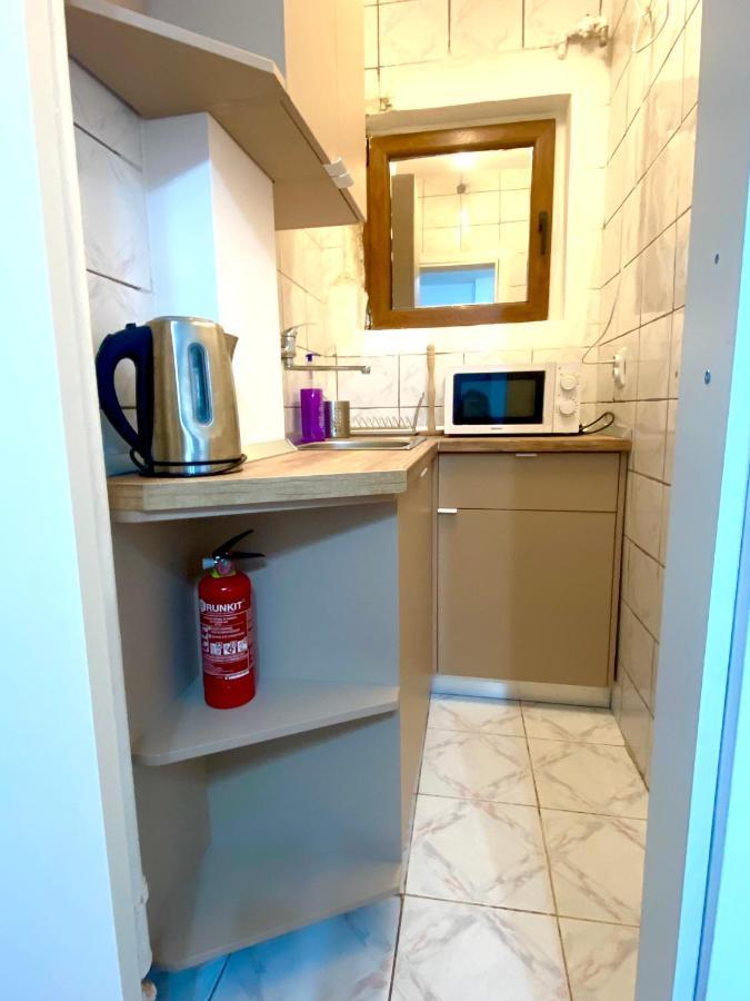 Charming Studio In Center Of Bucharest,ground Floor, Near Old *