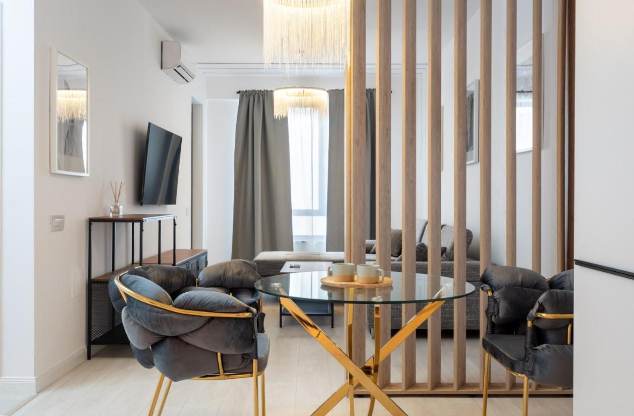 Viapipera - Modern On Pipera Blvd * Bucureşti