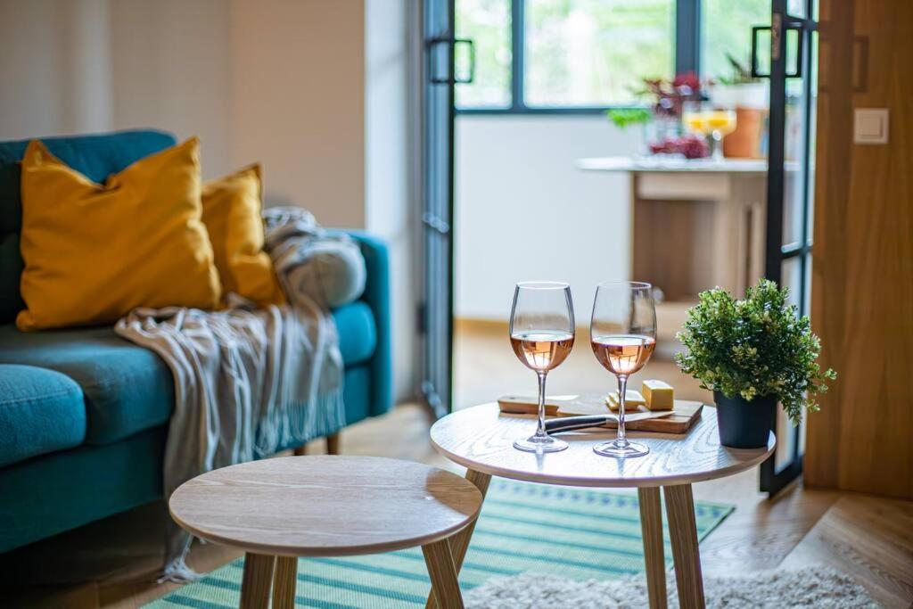 Apartment Chic 1br - Amzei Square Bucharest