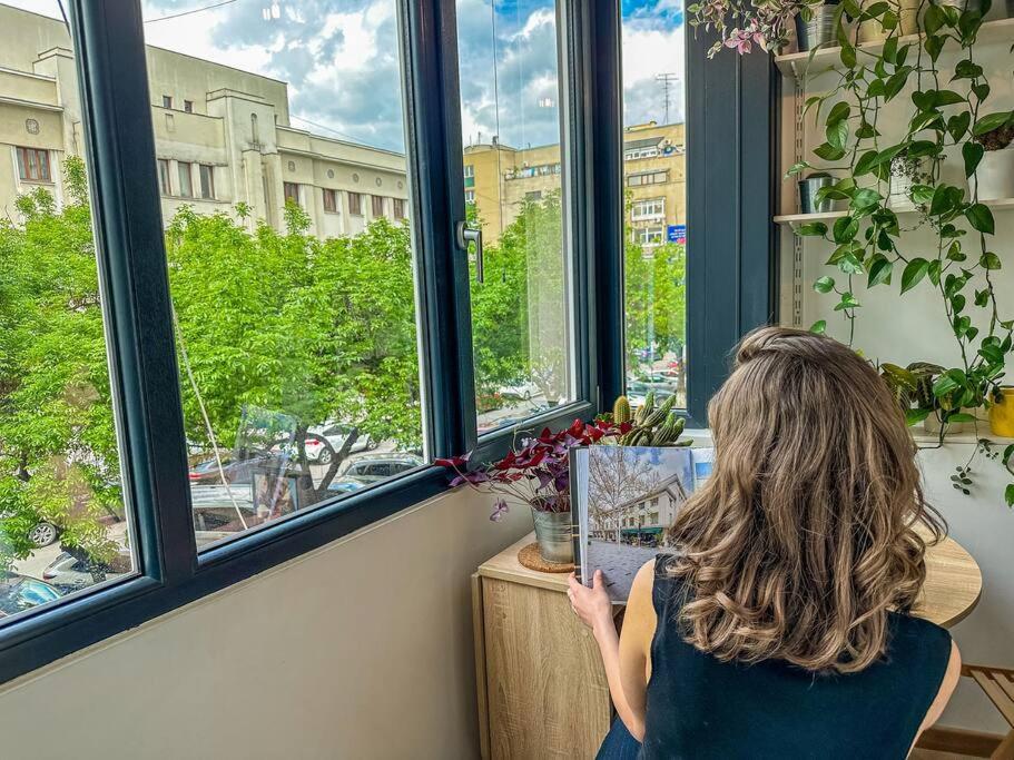 Chic 1br - Amzei Square Apartment Bucharest