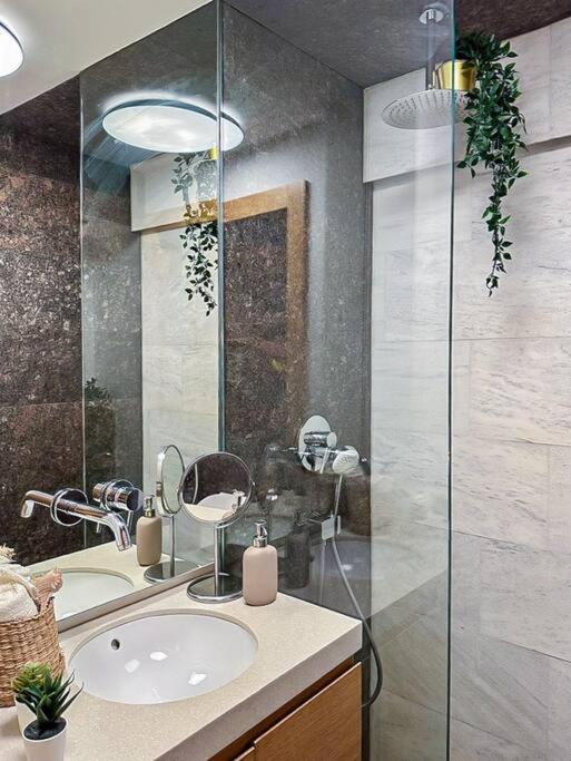 Chic 1br - Amzei Square * Bucharest