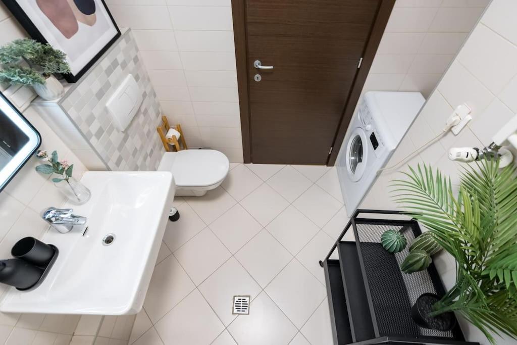 Vivando - Bright 1br - Amazing Terrace + Parking