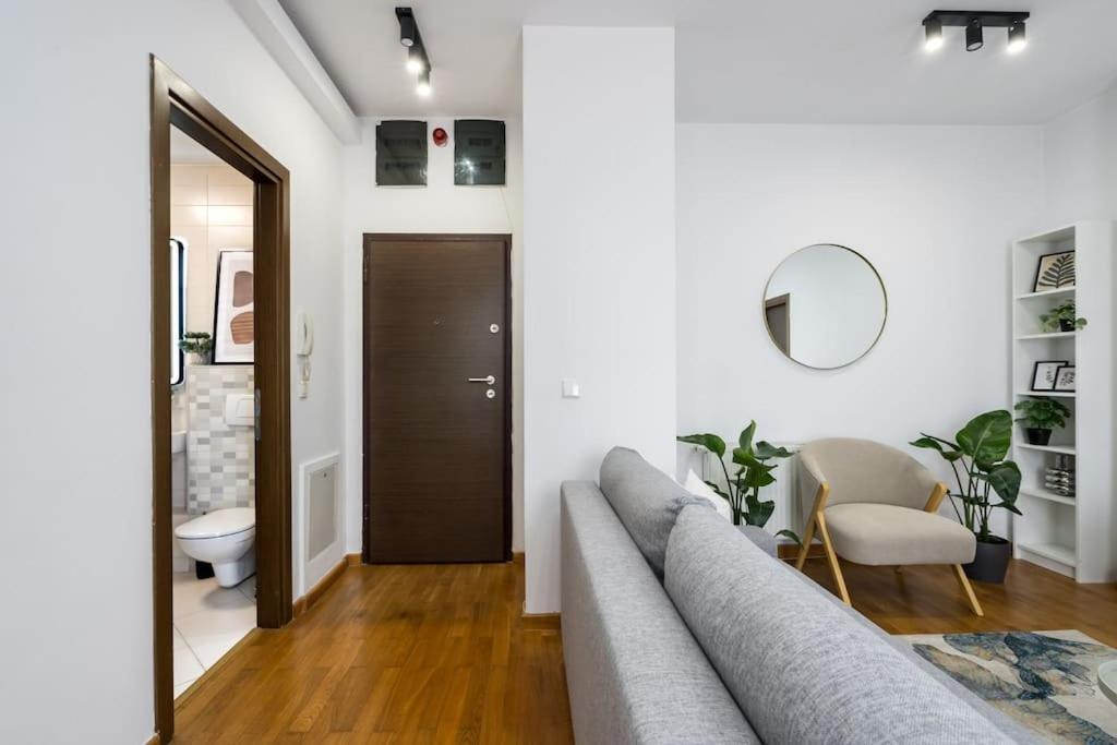 Vivando - Bright 1br - Amazing Terrace + Parking *