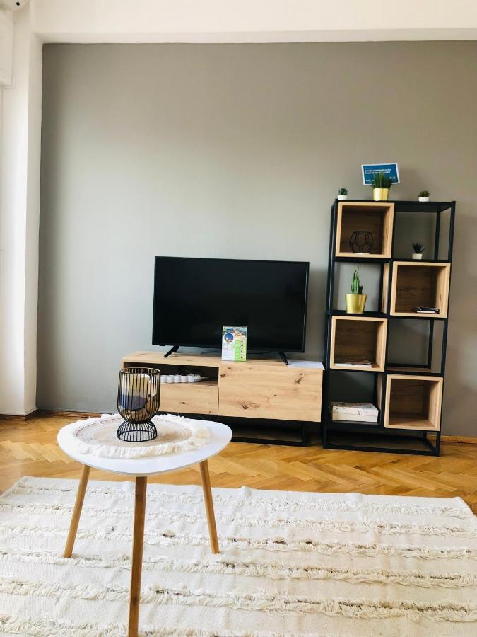 Apartment Lovely *