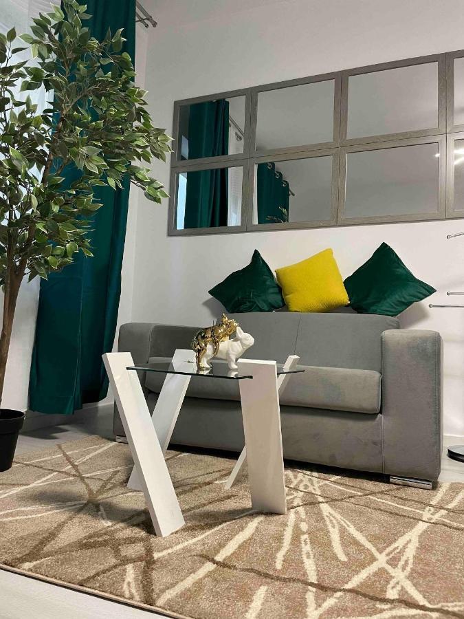 Stylish Near Orhideea Towers W Free Wifi