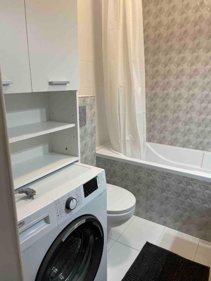 Stylish Near Orhideea Towers W Free Wifi