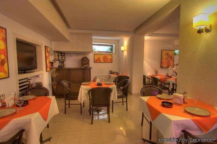 Razvan Hotel Bucharest