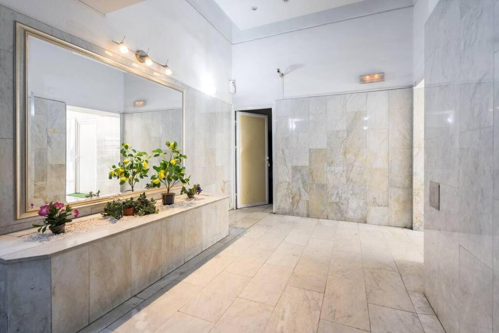 Superb Views 3br Duplex - 4 Balconies + Parking Apartment