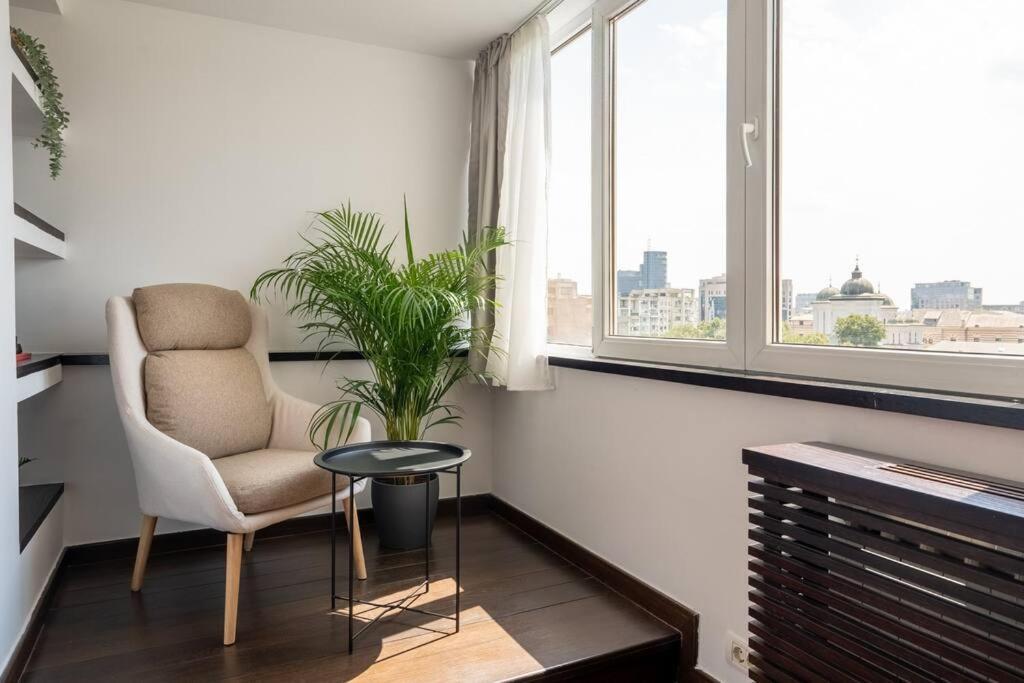 Superb Views 3br Duplex - 4 Balconies + Parking * Bucharest