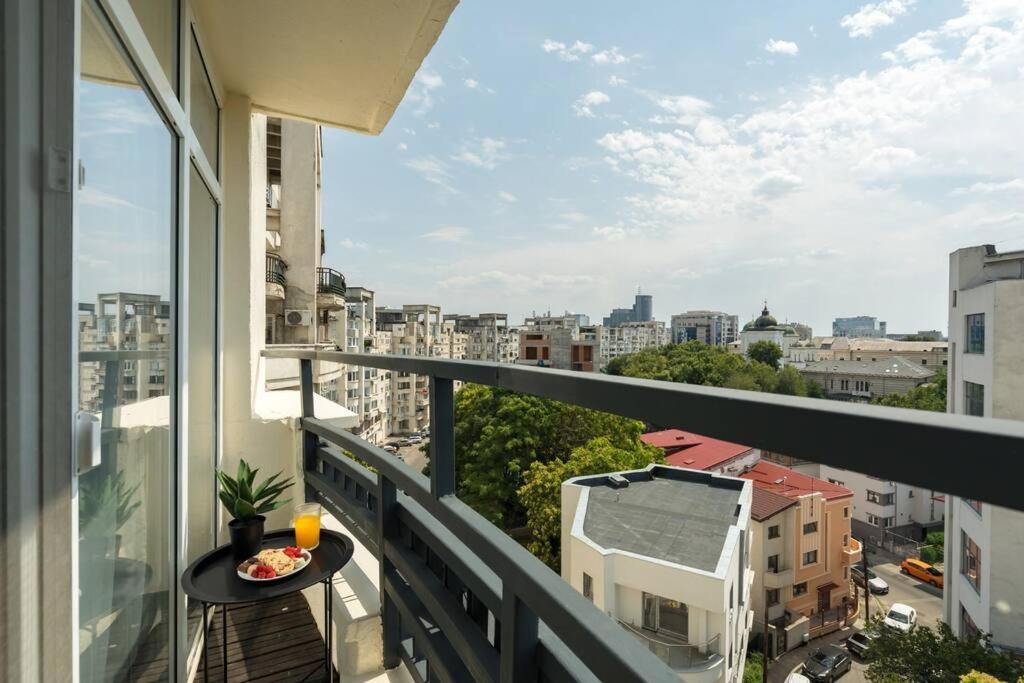 Superb Views 3br Duplex - 4 Balconies + Parking *