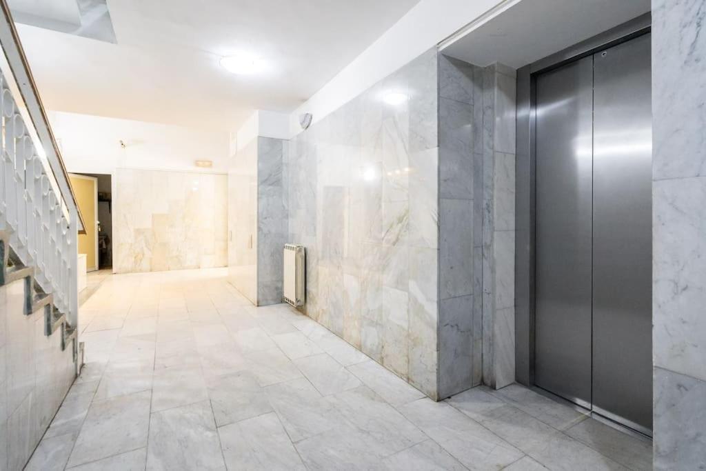 Apartment Superb Views 3br Duplex - 4 Balconies + Parking *