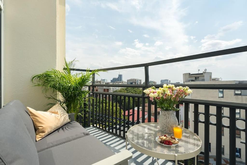 Superb Views 3br Duplex - 4 Balconies + Parking Bucharest