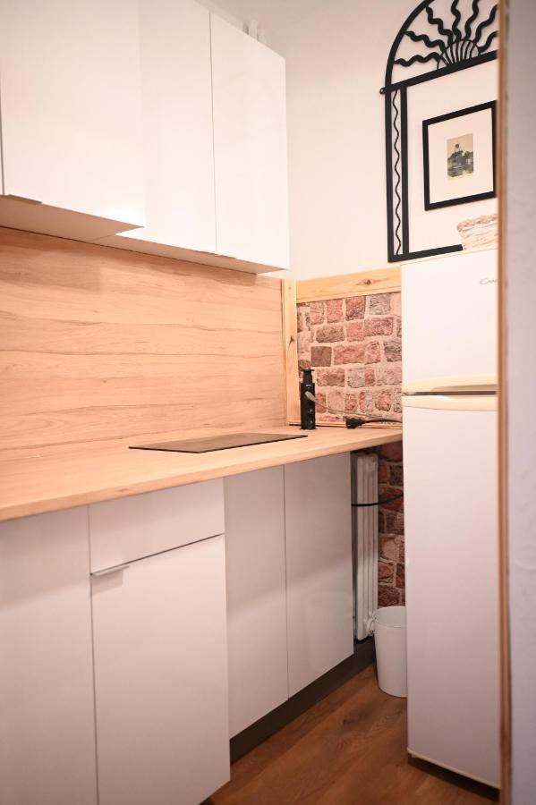 Davide - Super Cozy Designer Studio - Loft Design Apartment Bucharest