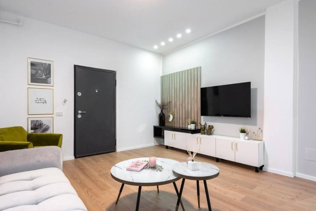 Apartamento Old Town Poiana 7 *