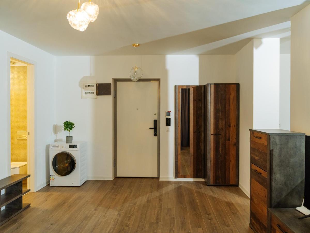 Cloudview - Aviatiei, Private Underground Parking Apartment Bucharest