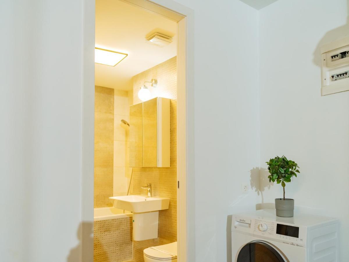 Apartment Cloudview - Aviatiei, Private Underground Parking *