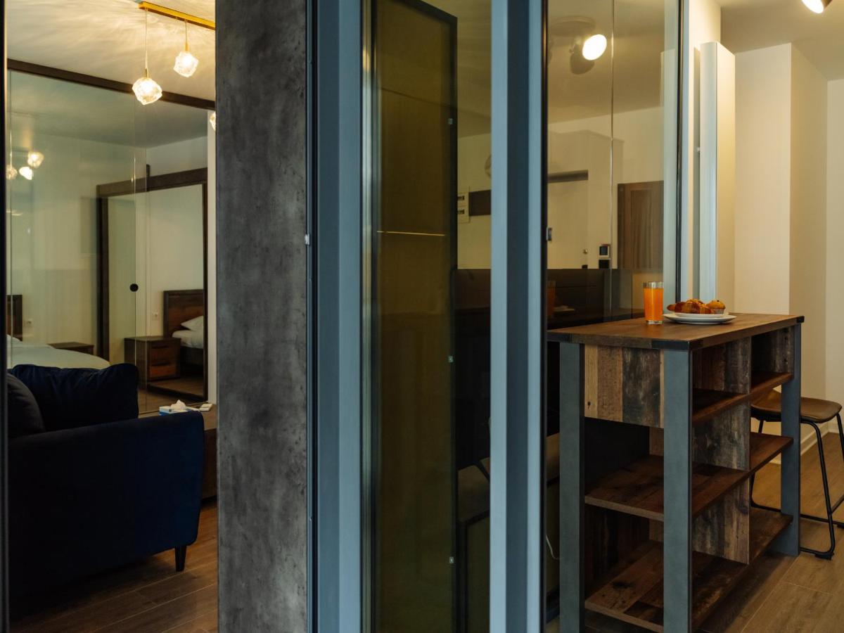 Apartment Cloudview - Aviatiei, Private Underground Parking Bucharest