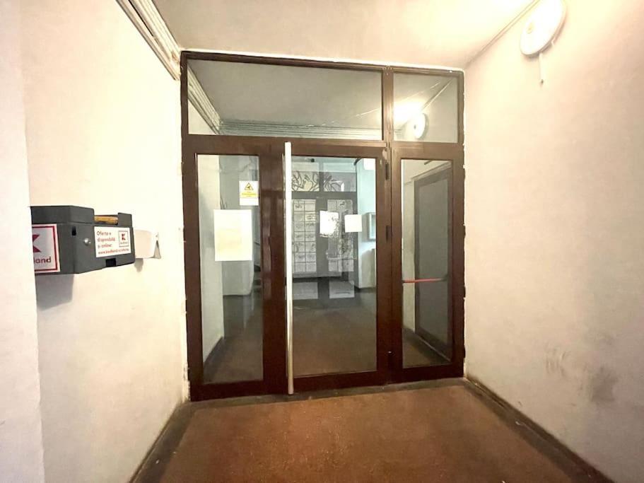 Cozy 1 Bedroom Flat, Ultracentral, Free Wifi Bucharest