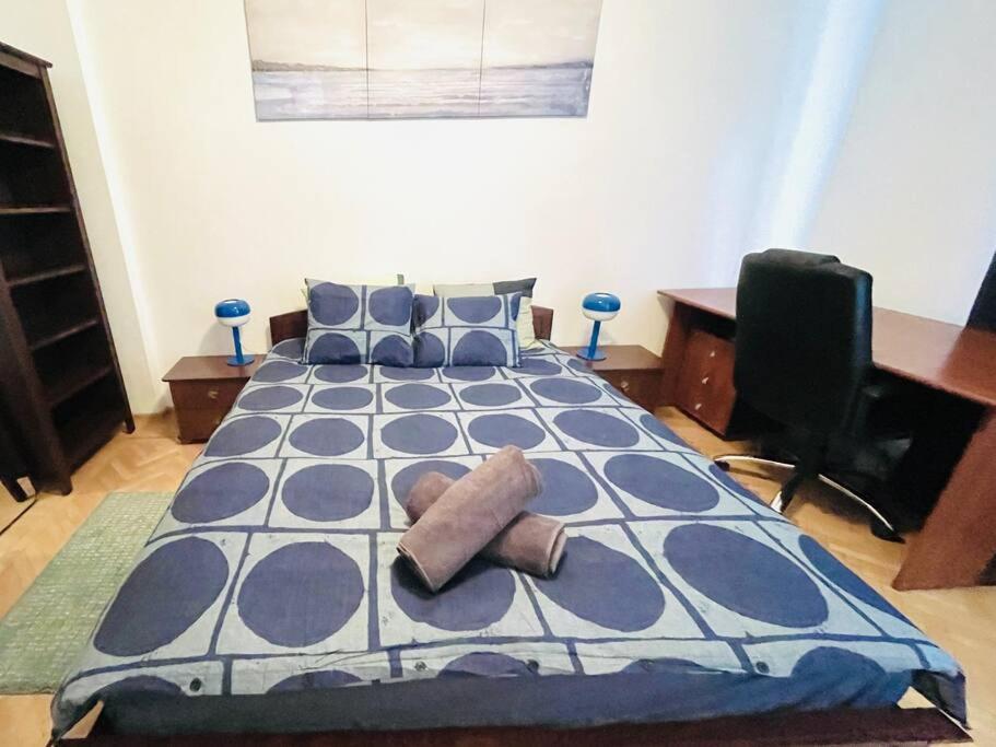 Apartment Cozy 1 Bedroom Flat, Ultracentral, Free Wifi