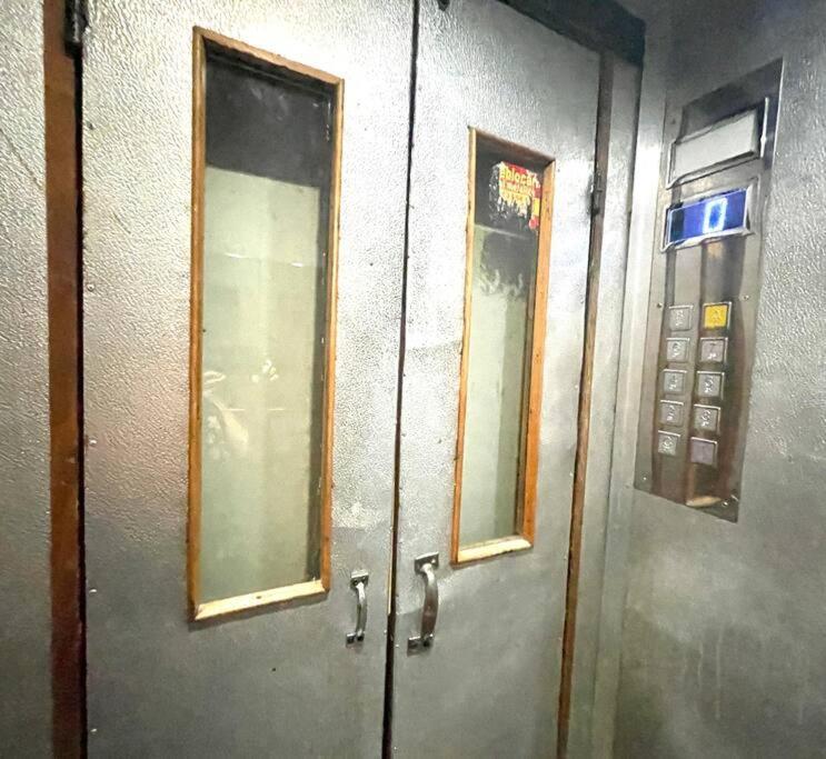 Apartment Cozy 1 Bedroom Flat, Ultracentral, Free Wifi *