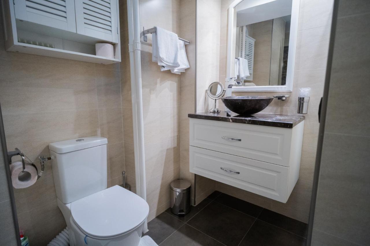 Victoriei Elite Apartments-free Minibar * Bucharest