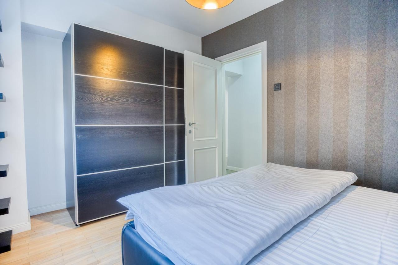 Victoriei Elite Apartments-free Minibar Bucharest