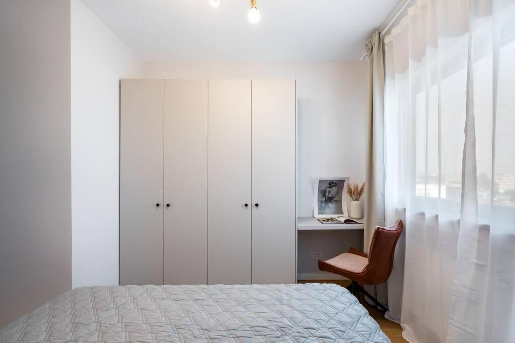 Stunning Views 3br Sunny Flat - Amazing Terrace Apartment