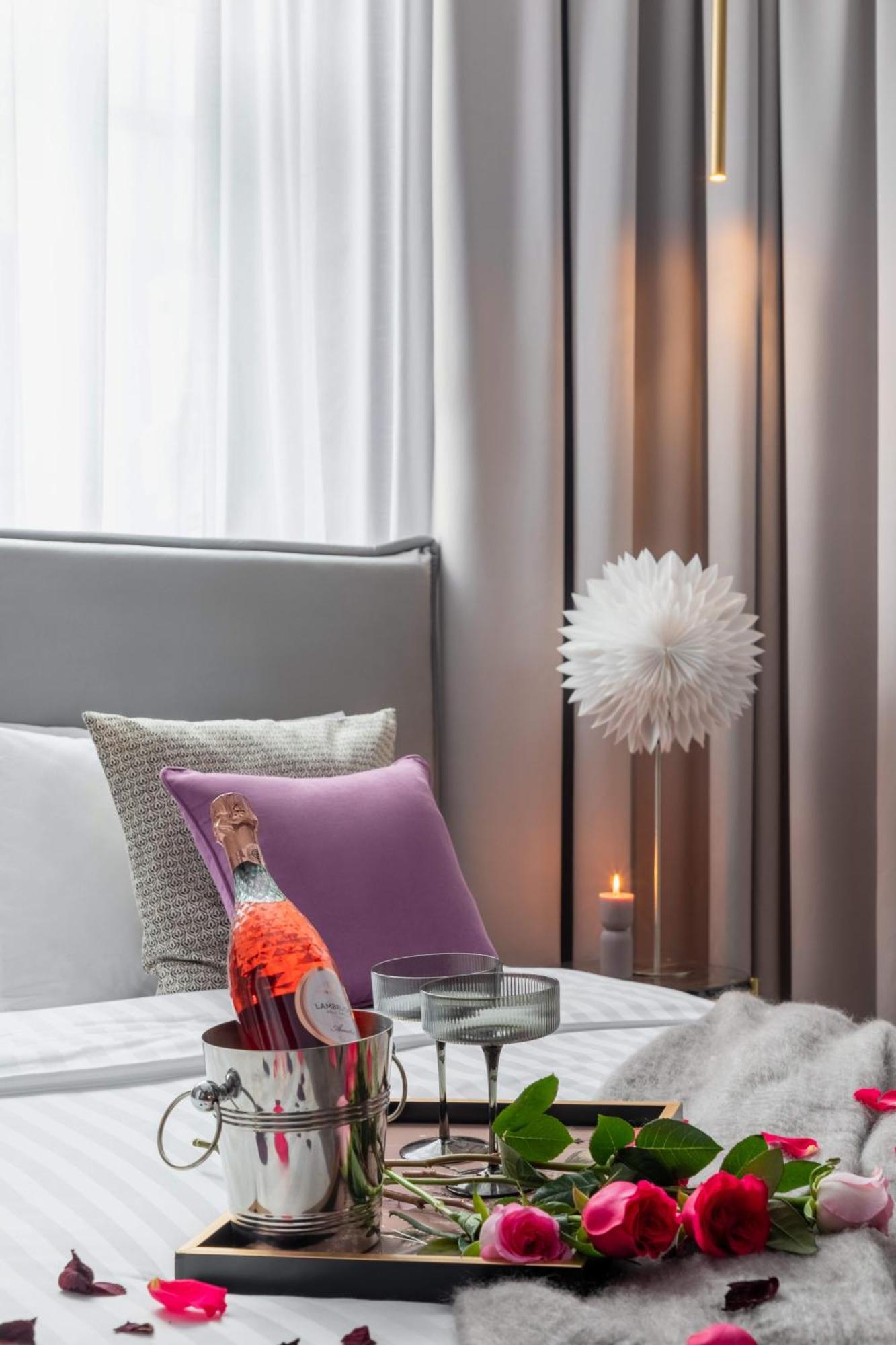 Apartamento Holt - Flowers In Wonderland Bucareste