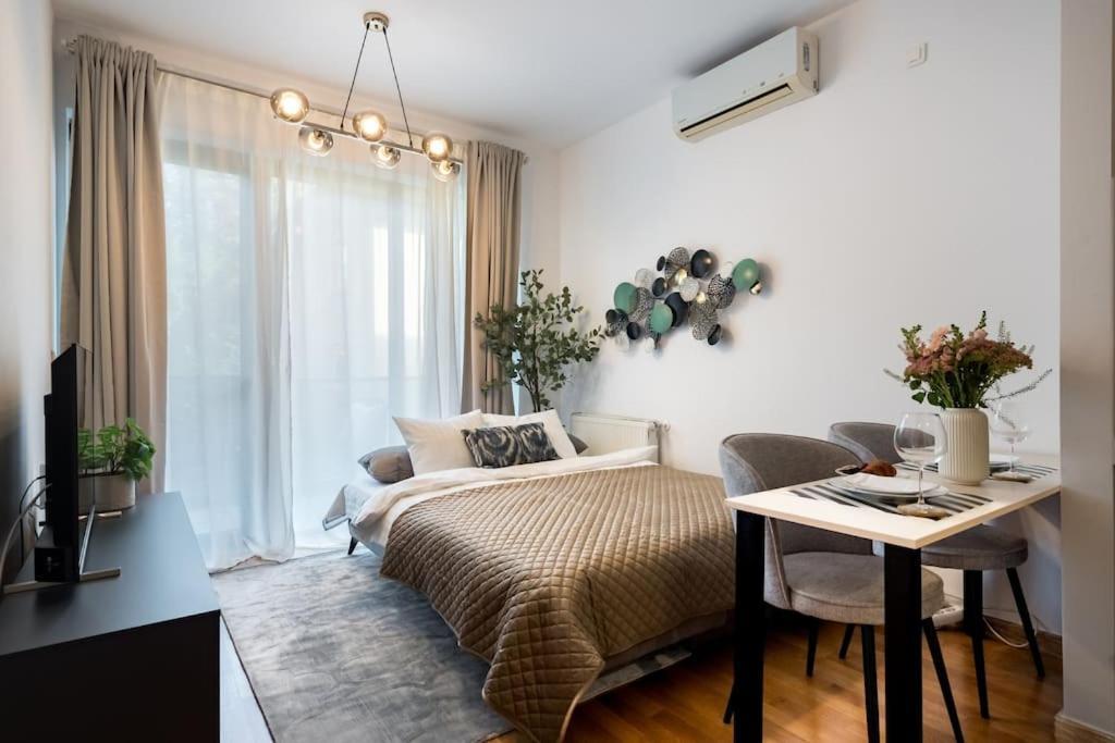 Apartment Vivando - Bright 1br - View Balcony - Parking *