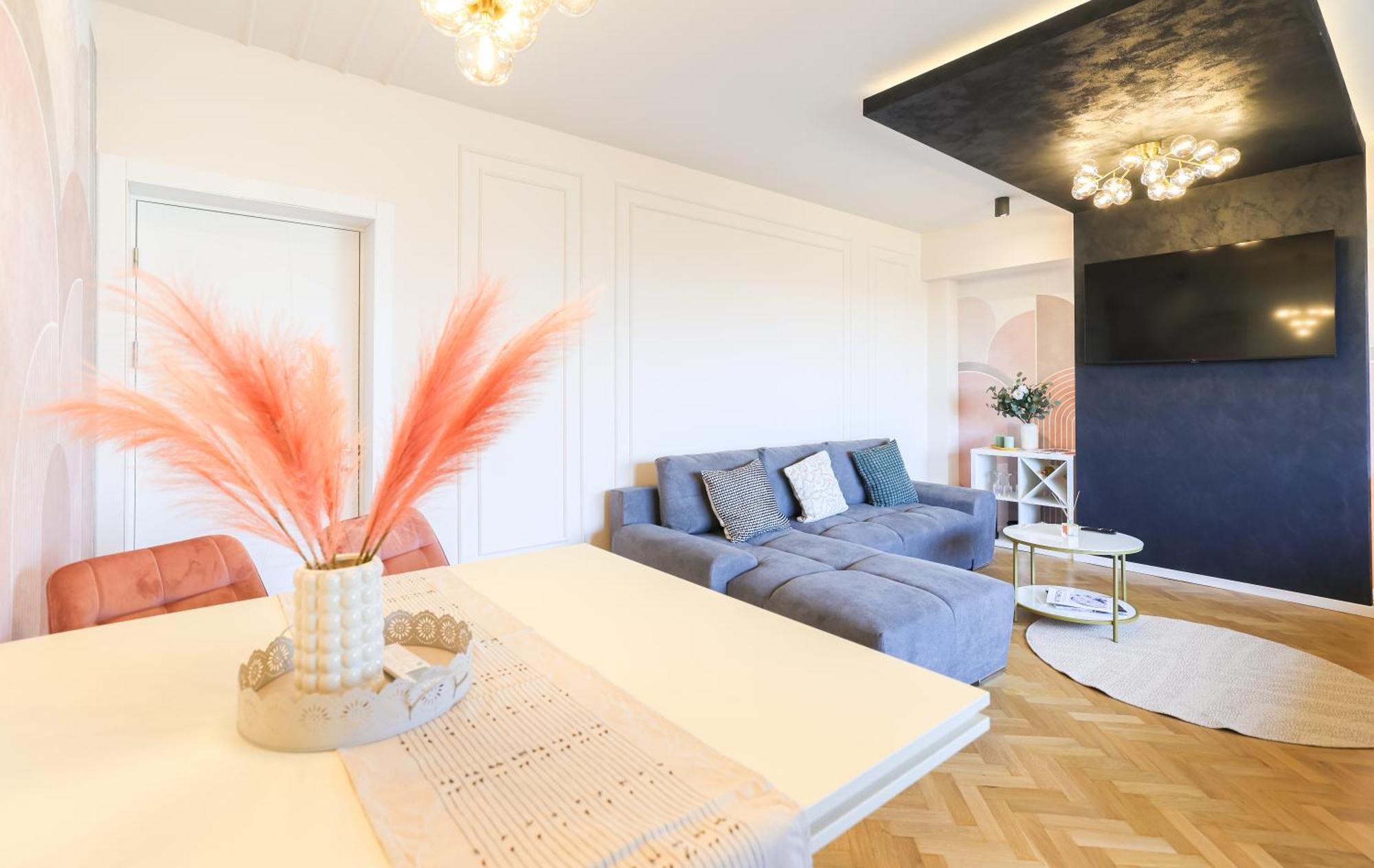 Apartment Royal Park With Wide Park View Terrace