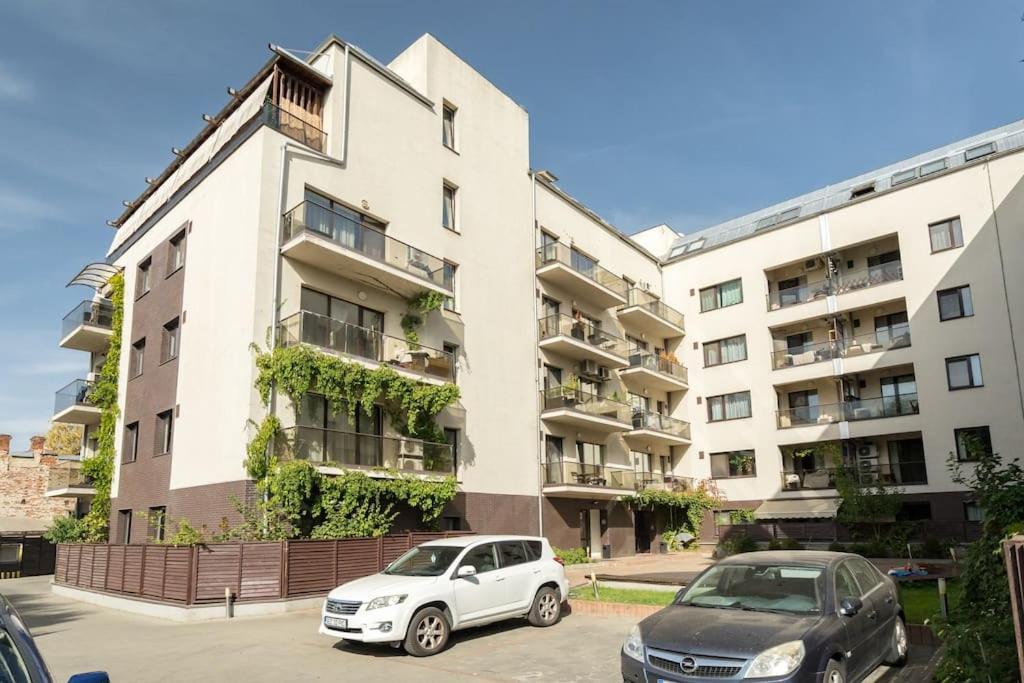 Vivando - Bright 1br - View Balcony - Parking * Bucharest