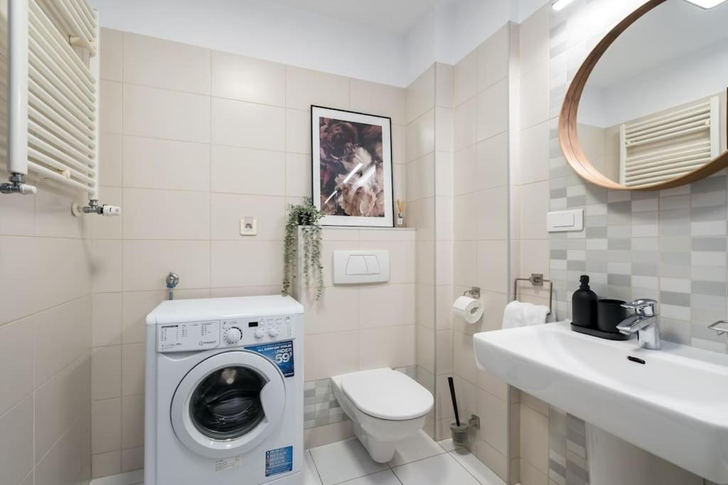 Vivando - Bright 1br - View Balcony - Parking * Bucharest