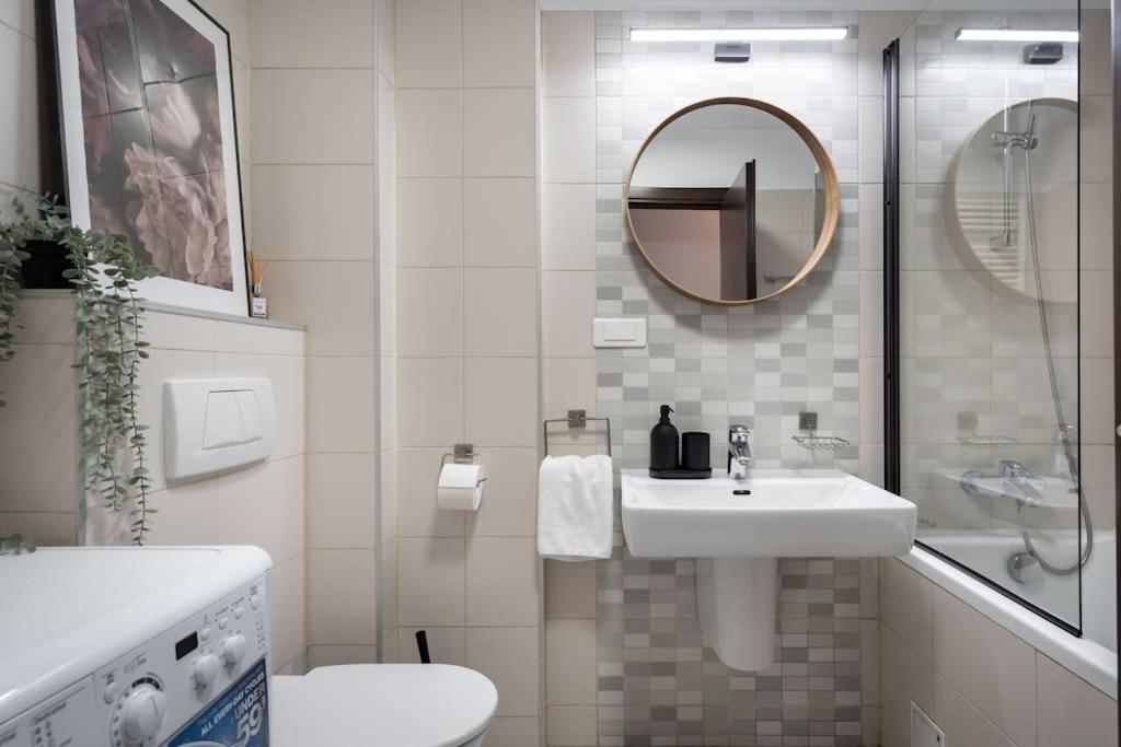 Vivando - Bright 1br - View Balcony - Parking