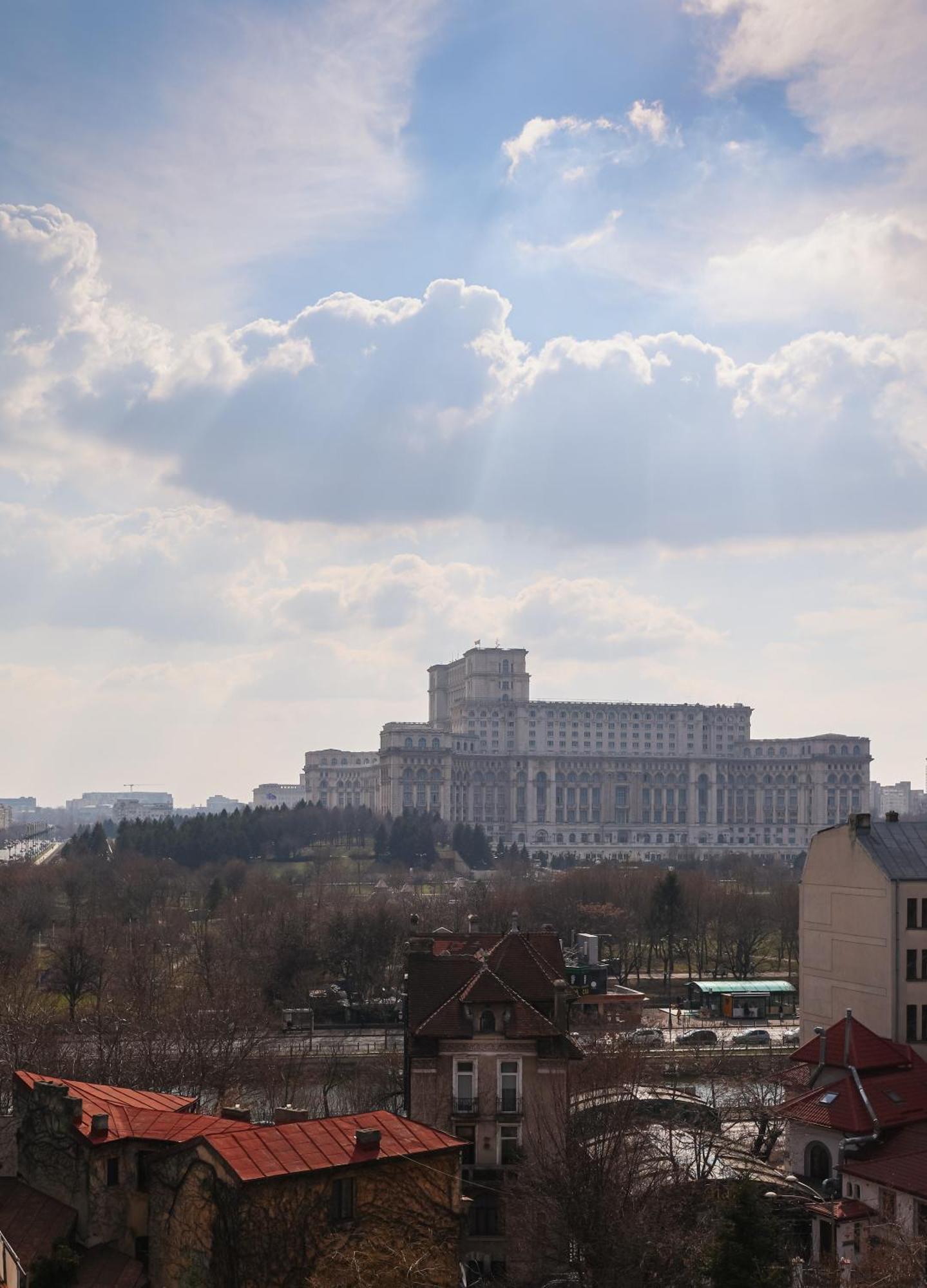 Apartment Royal Park With Wide Park View Terrace