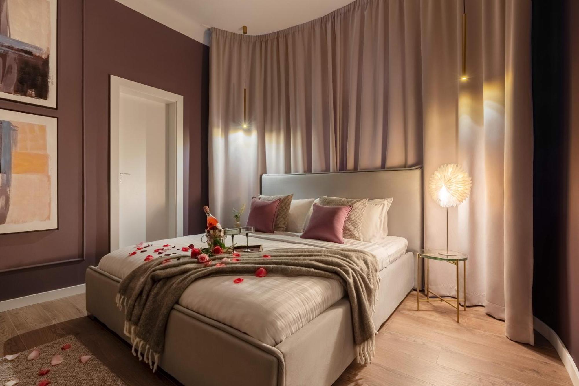 Apartamento Holt - Flowers In Wonderland Bucareste