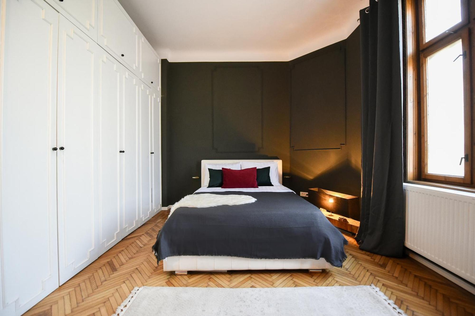 Brancovenian Wonder - 3br Near Cismigiu Park Apartment