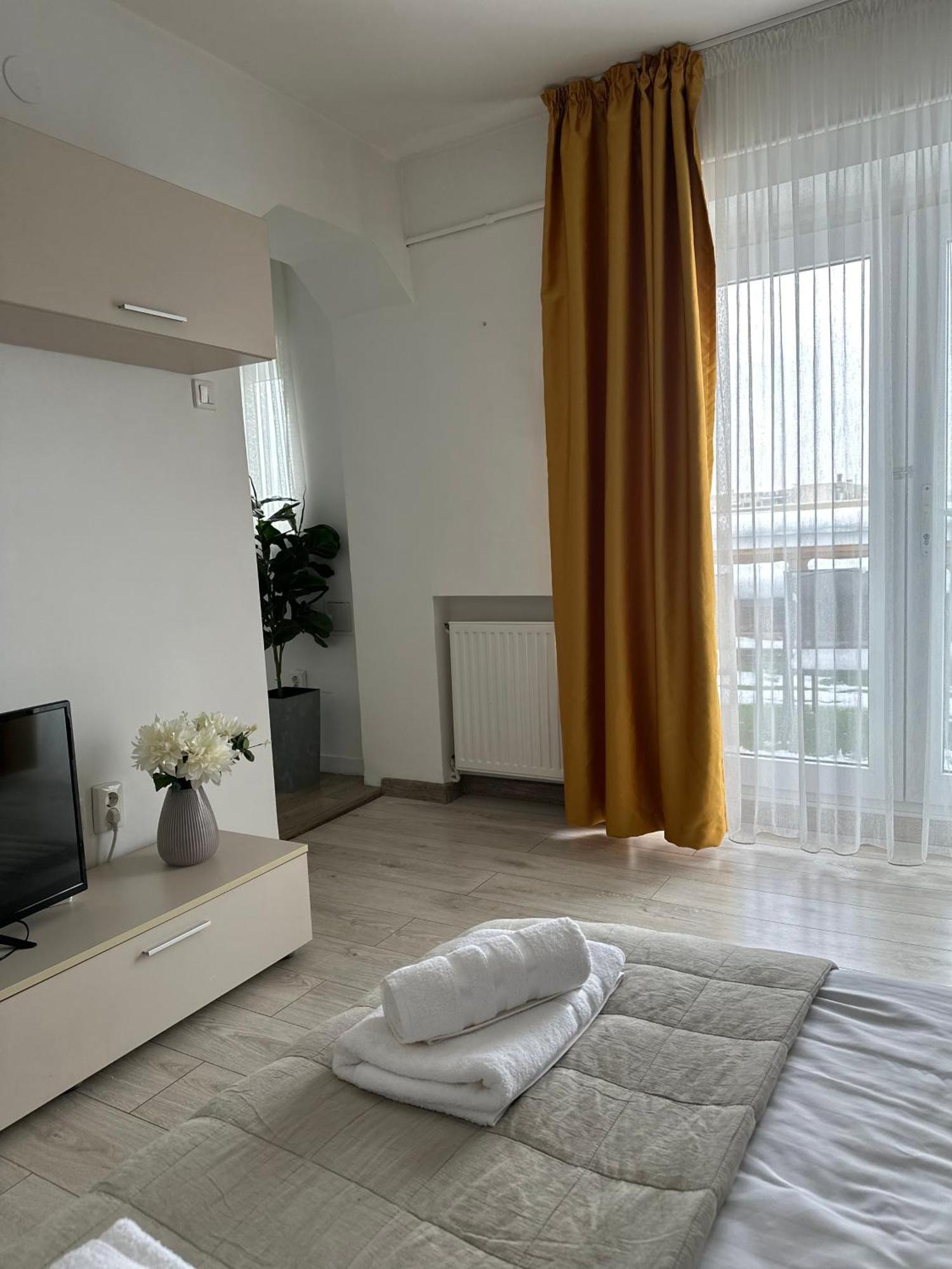 Apartment Downtown By Darius *