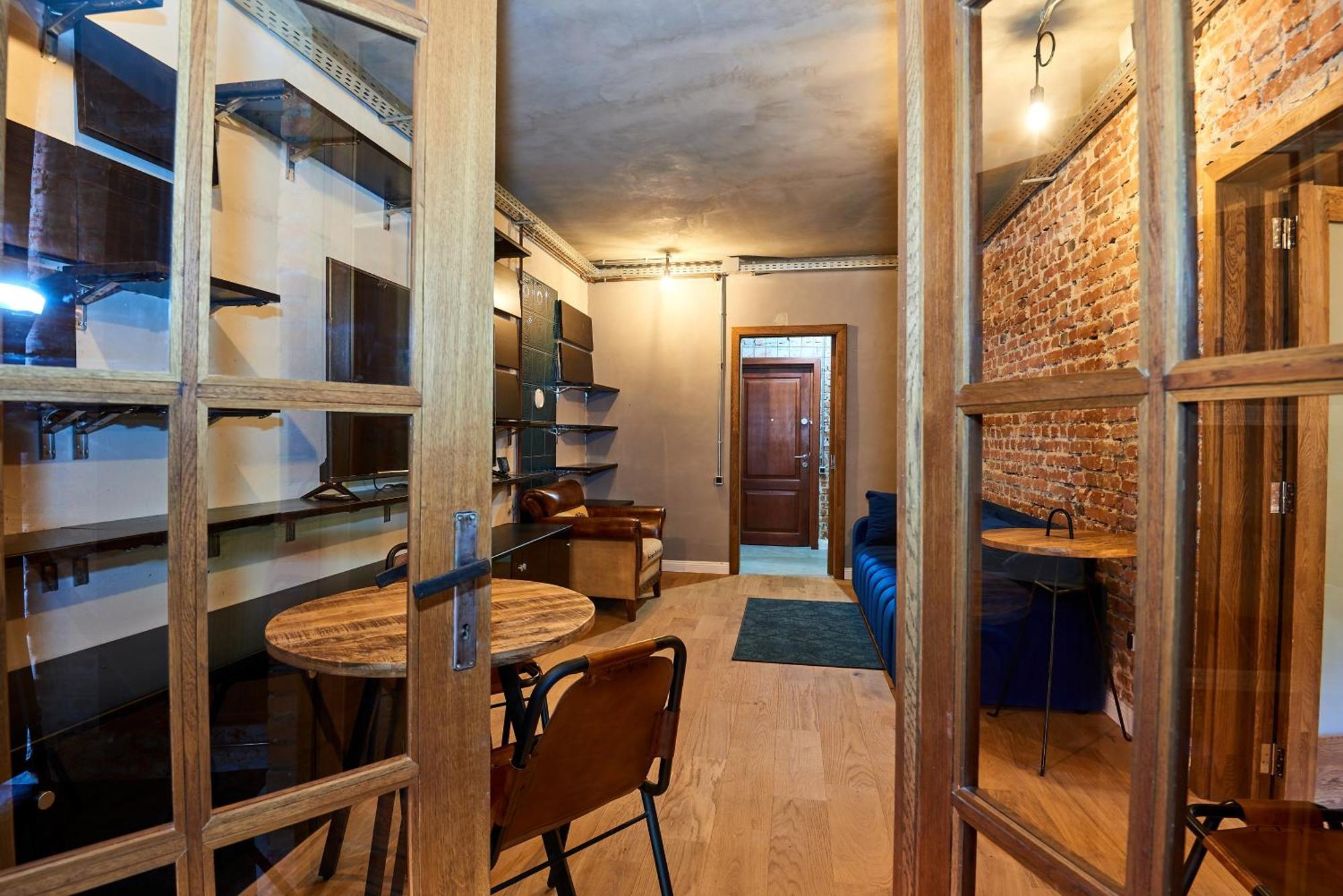 Chic - Free Netflix, Coffee & Water Included Apartment *