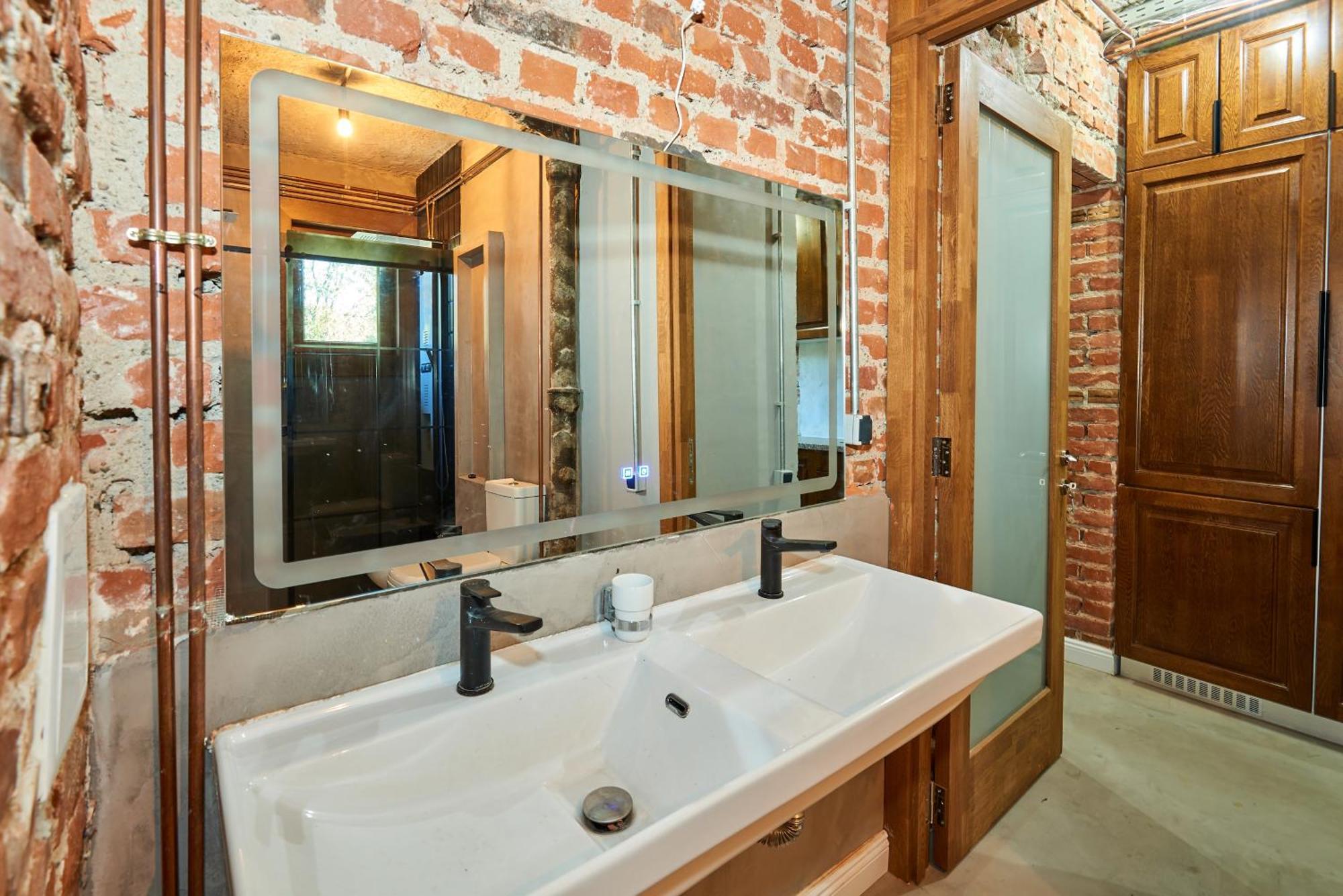 Apartment Chic - Free Netflix, Coffee & Water Included *