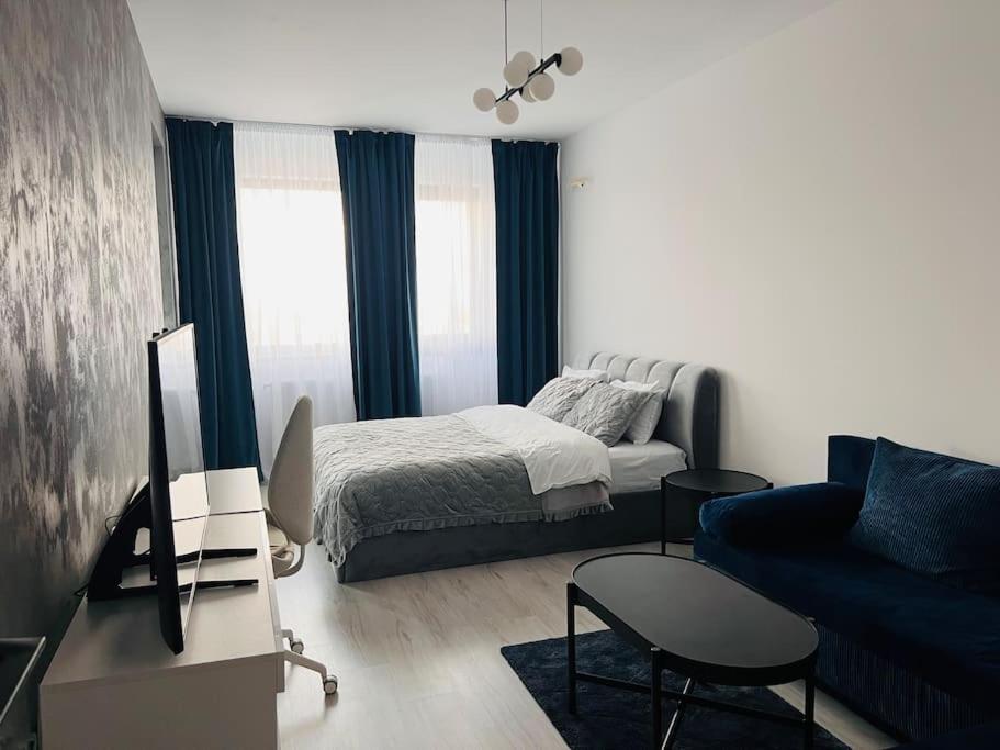 Stylish Urban Studio, Sky Garden * Bucharest
