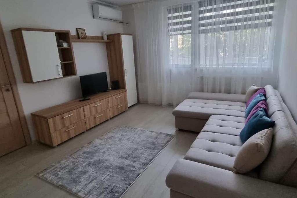 Parc Drumul Taberei Apartamento *