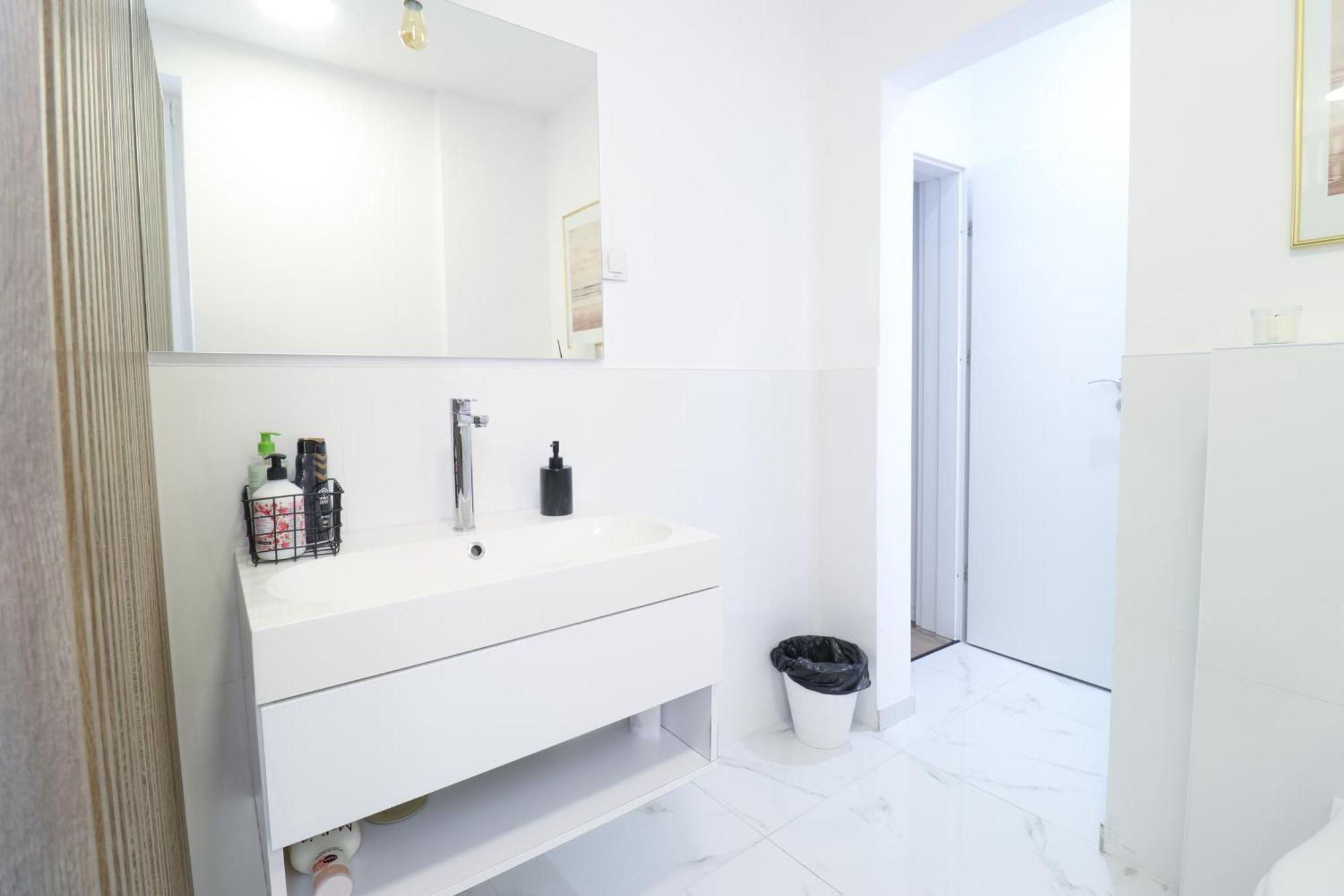 Apartamento Old Town Poiana 7 *