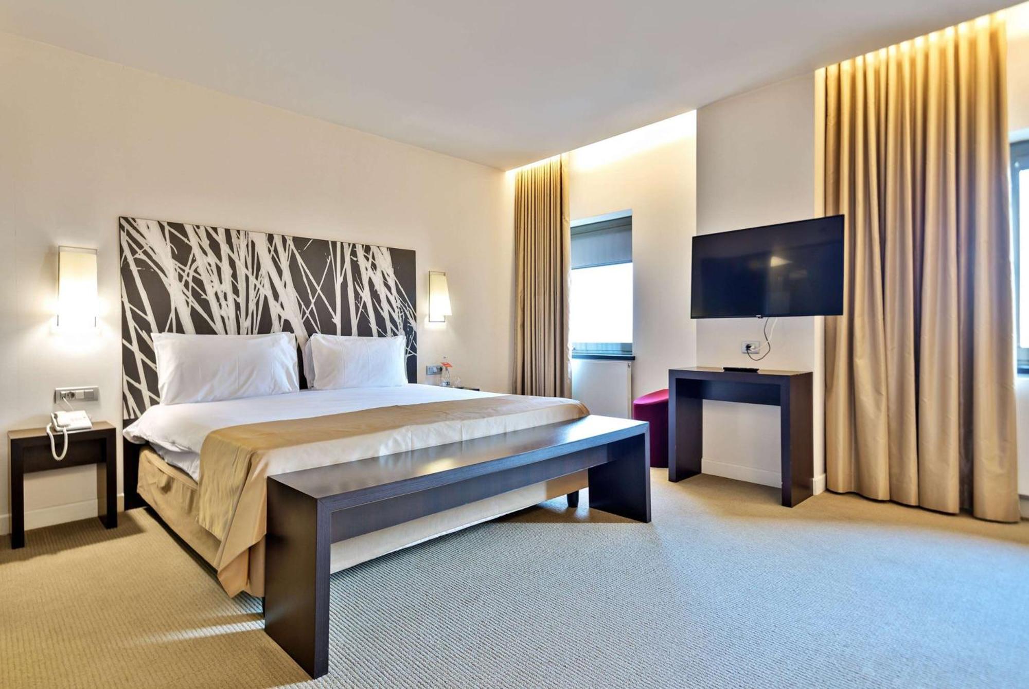 Ramada Plaza By Wyndham Convention Center Bucureşti