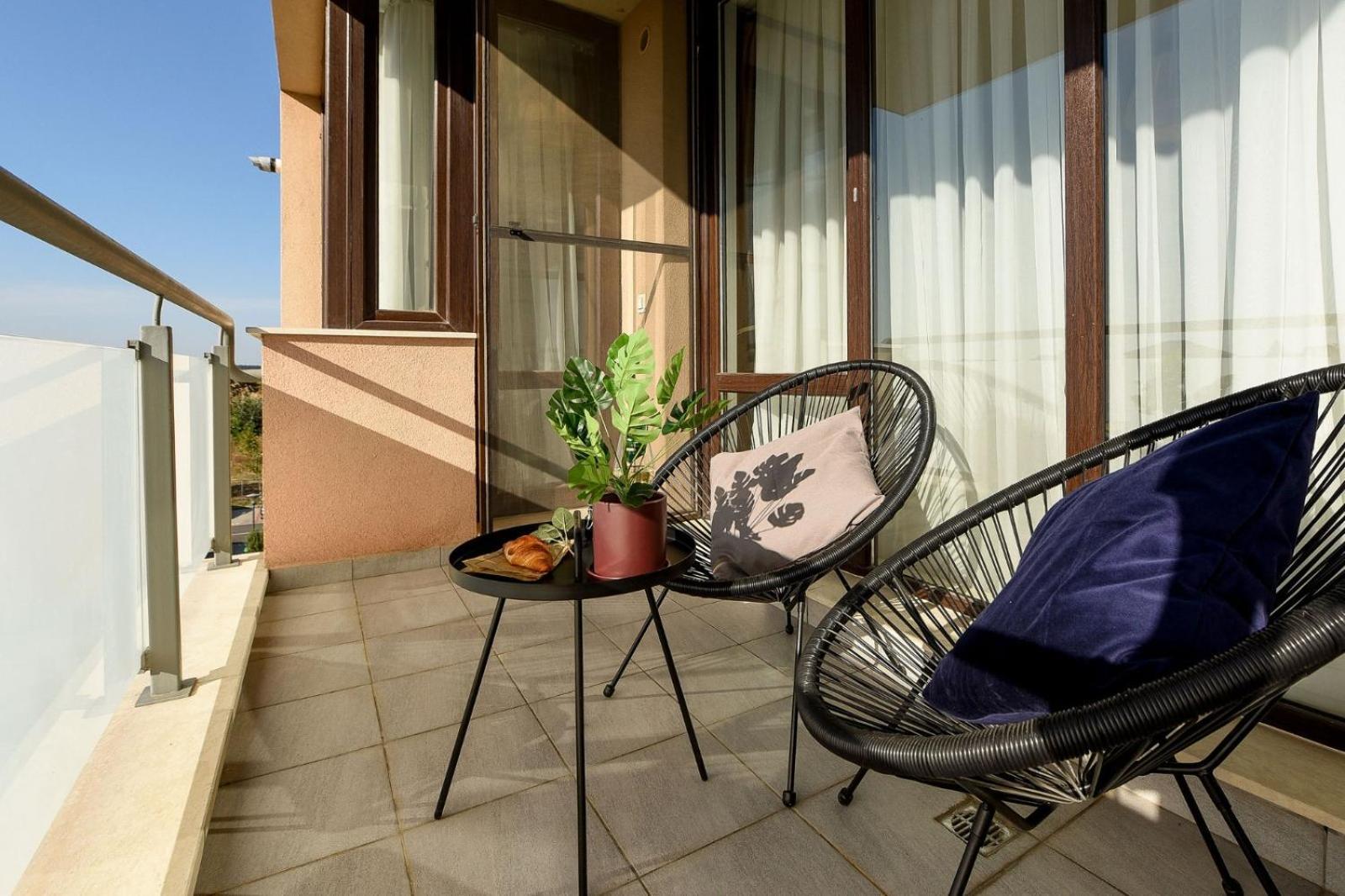 Apartment Wonderfull 1br Aviatiei